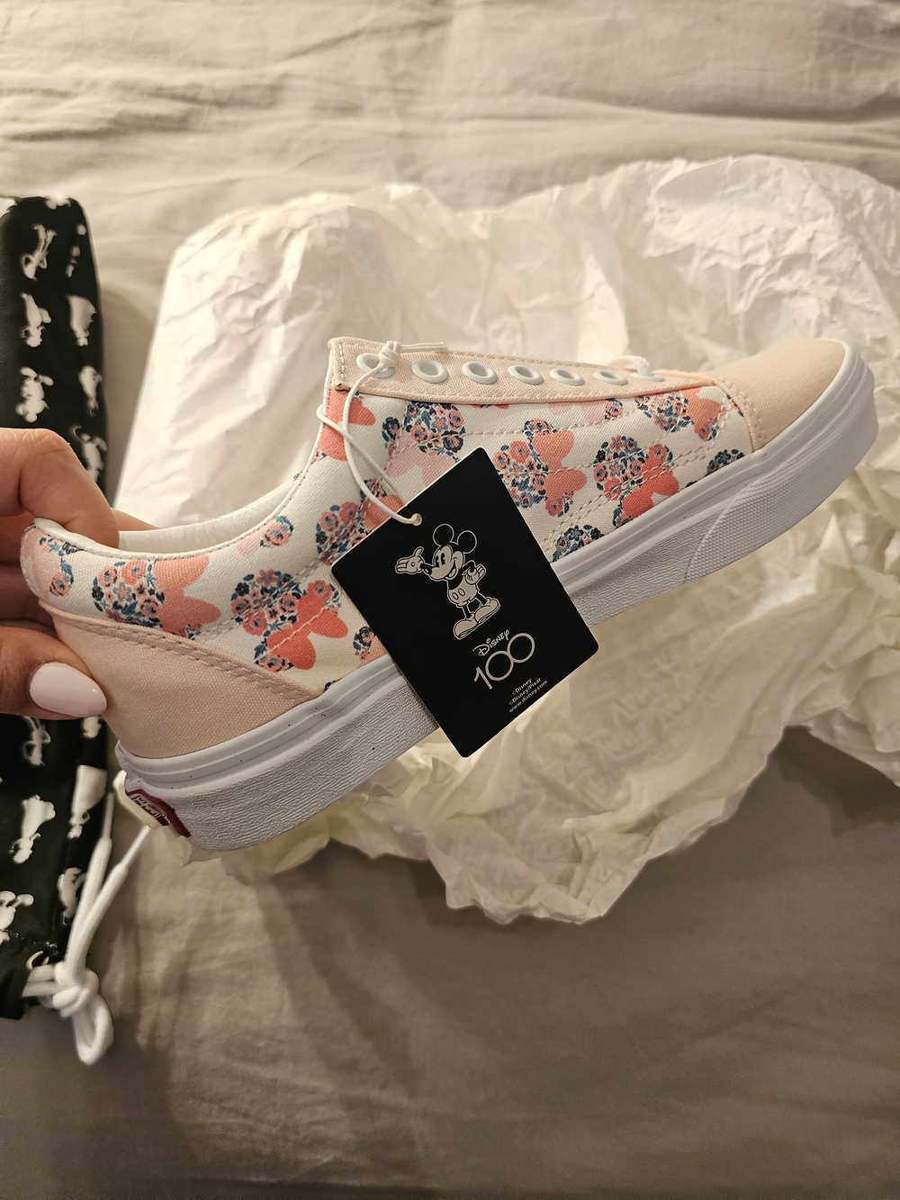 Vans Women’s Pink Floral Low-Top Sneakers - Picture 9 of 11